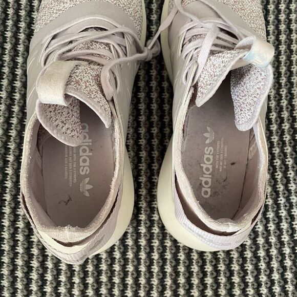 Adidas Tubular knit lavender purple sneaker women’s shoe size 9.5 fits like 10 - Picture 9 of 10